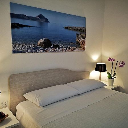 Al Civico 365 Villa Castelluzzo Eksteriør billede